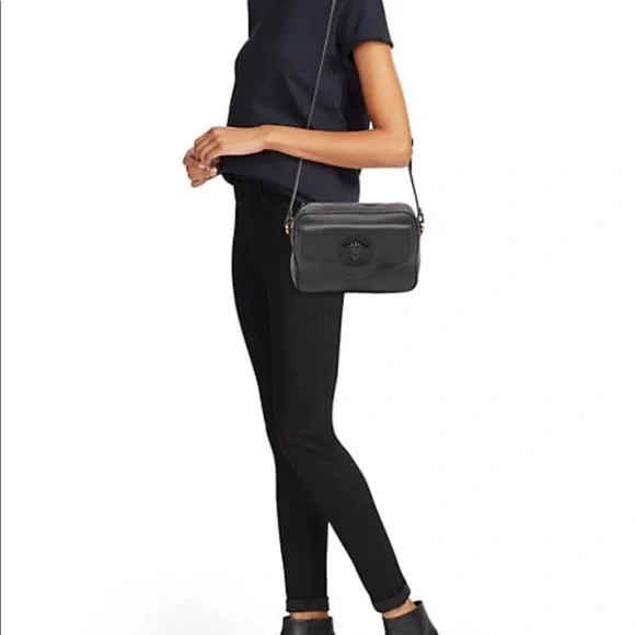 New Versace La Medusa Leather Camera Bag - Baby Pink - Picture 5 of 8